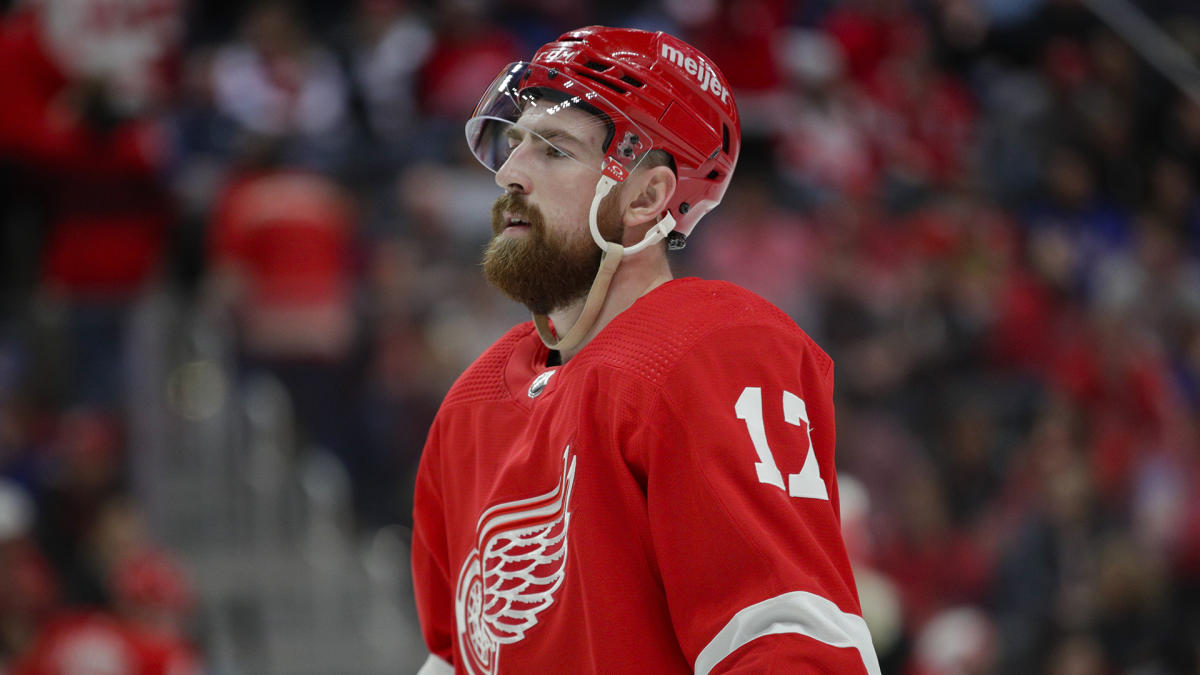 Detroit Red Wings Forward Suffers Upper-Body Injury