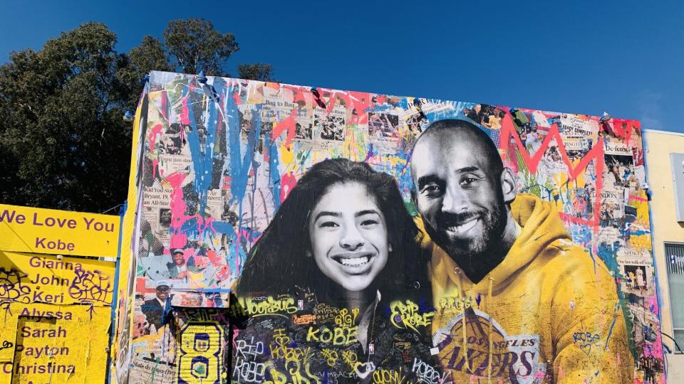 Kobe and Gianna Bryant mural