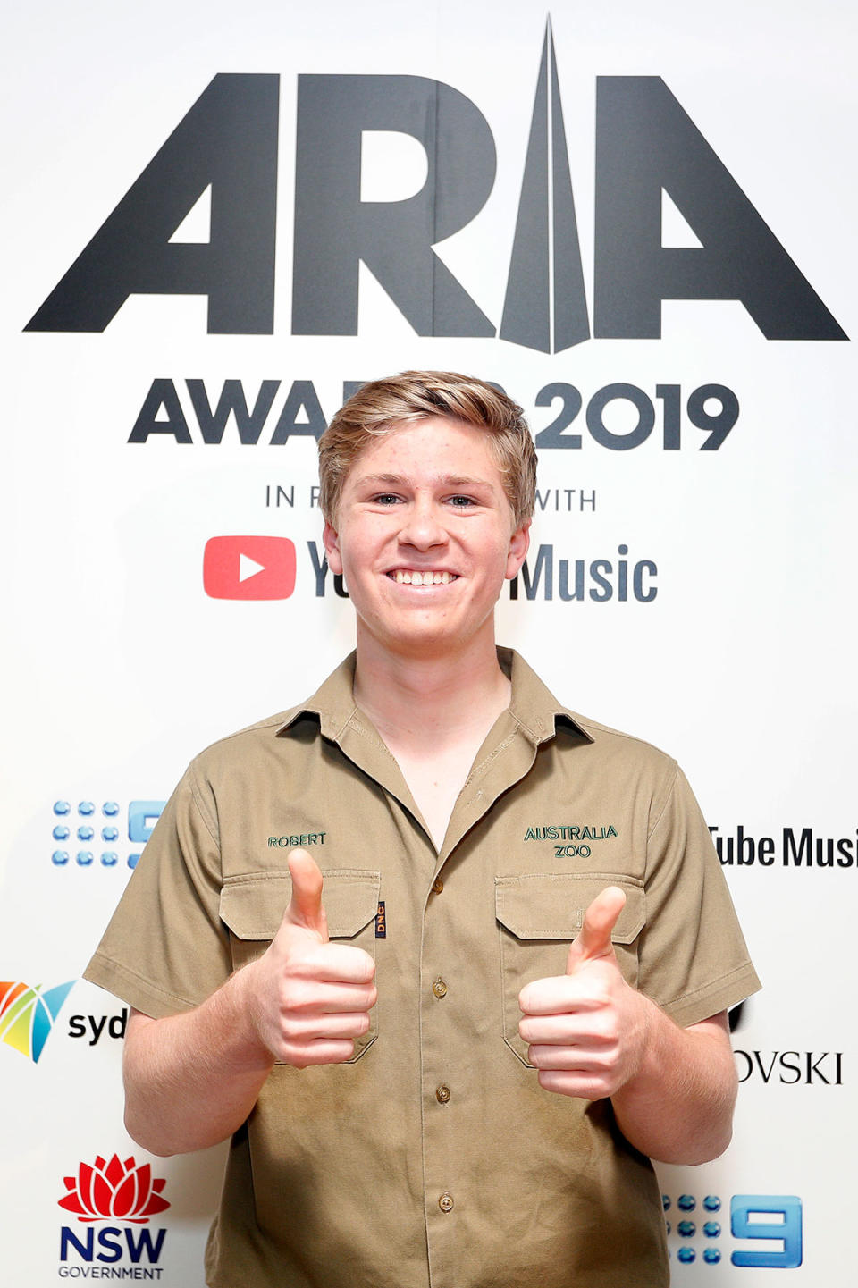 Robert Irwin posing on the ARA Awards 2019 red carpet