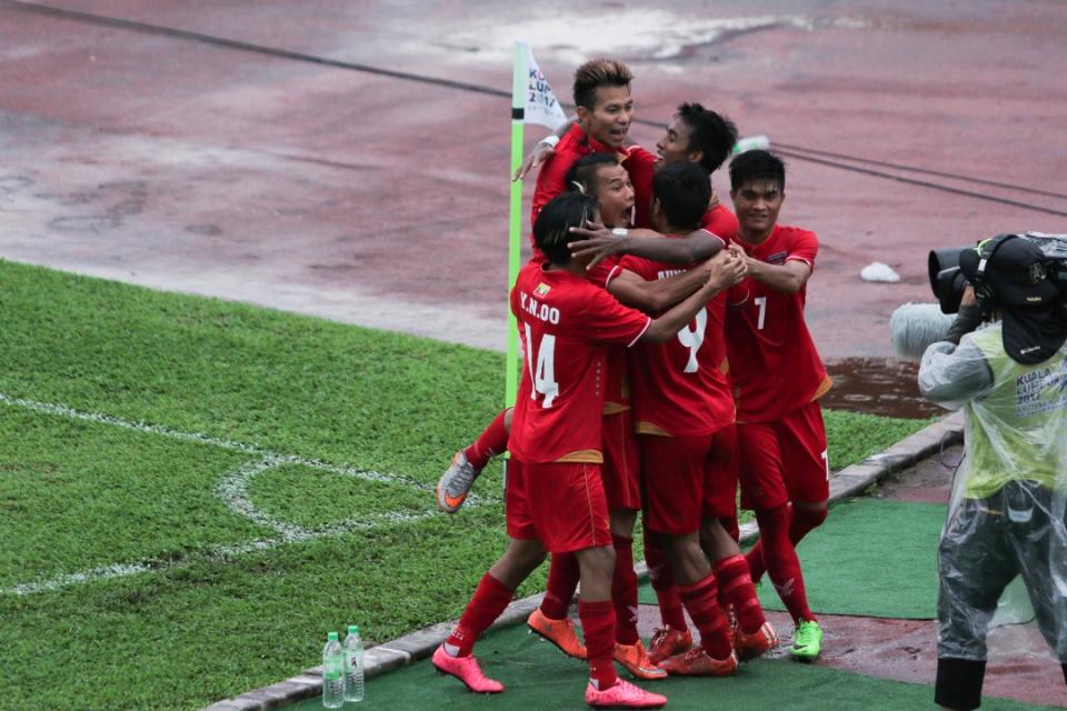 SEA Games: Singapore vs Myanmar