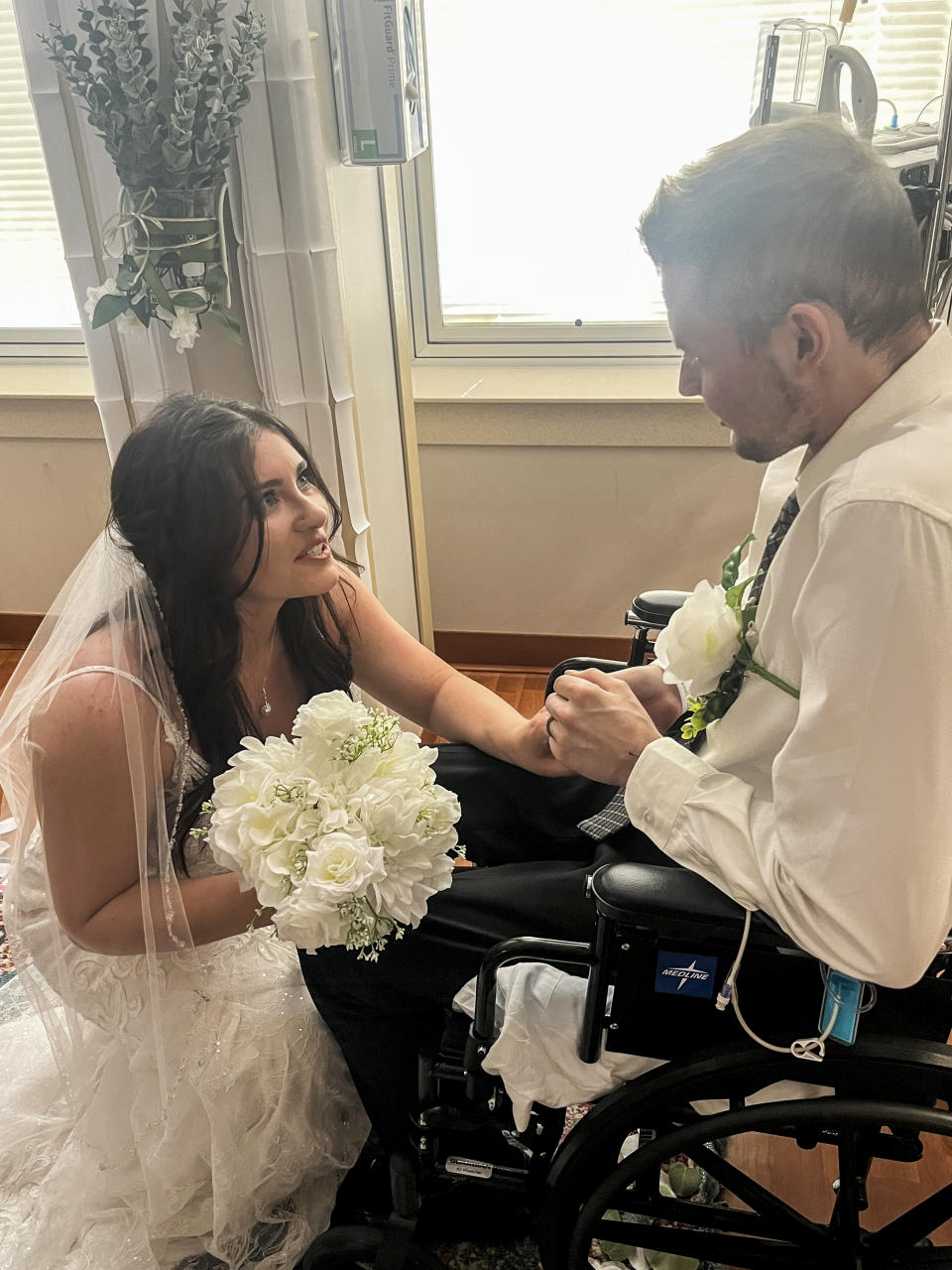 26-year-old Zach Stroup got married to his wife Madison Stroup at the hospital while he fought lymphoma and Crohn's disease. (Courtesy of Madison and Zach Stroup)