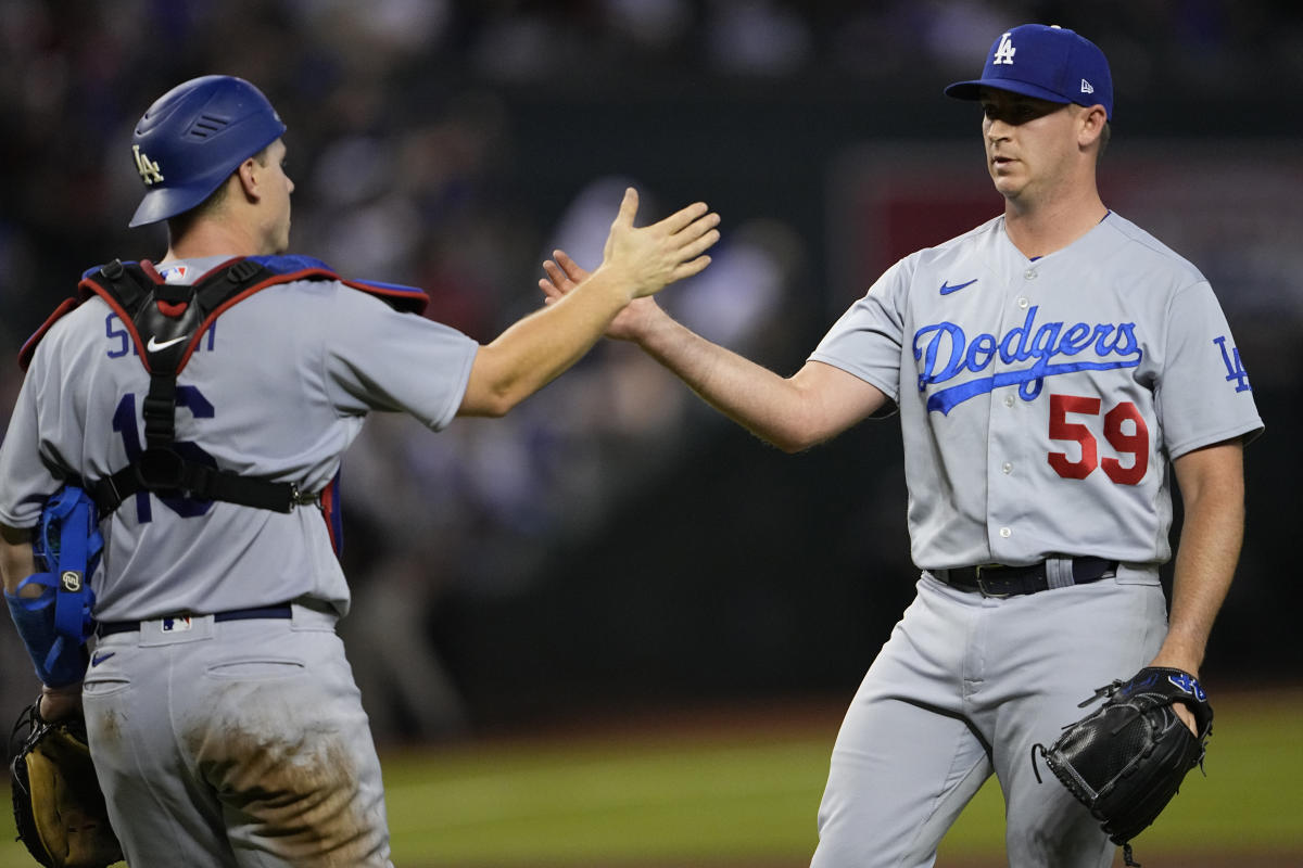 Dodgers score no-hitter in win over Padres in Mexico