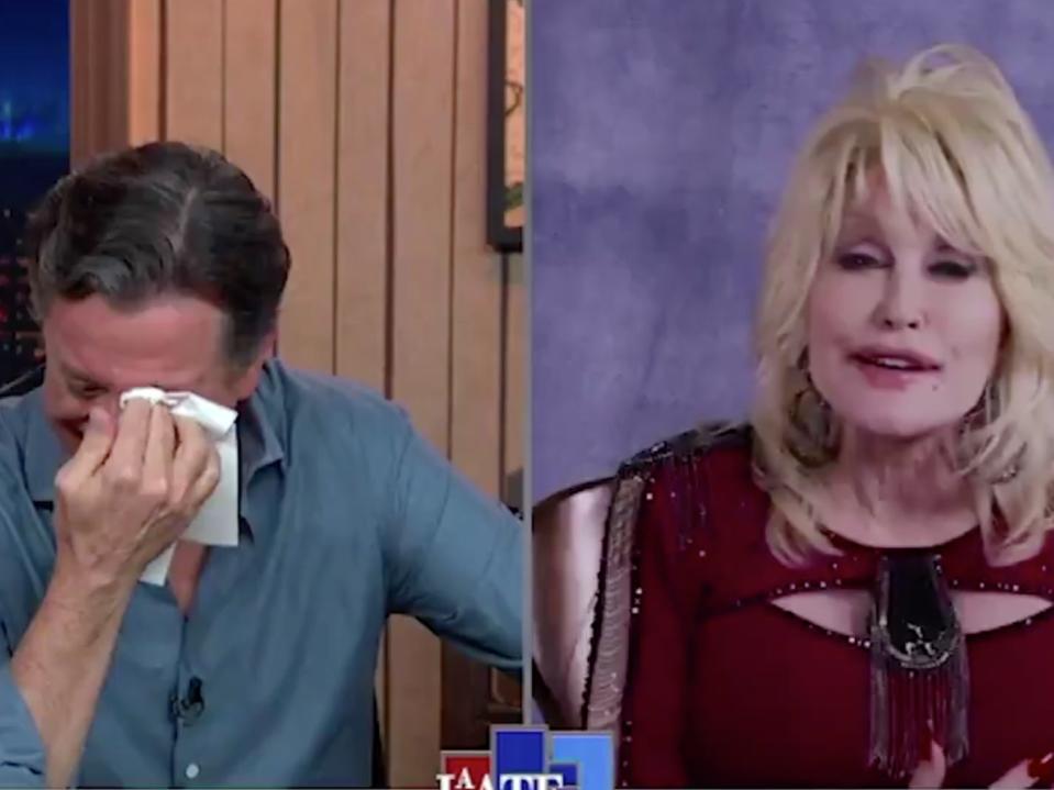 Dolly Parton reduces Stephen Colbert to tears (Screengrab/Twitter)