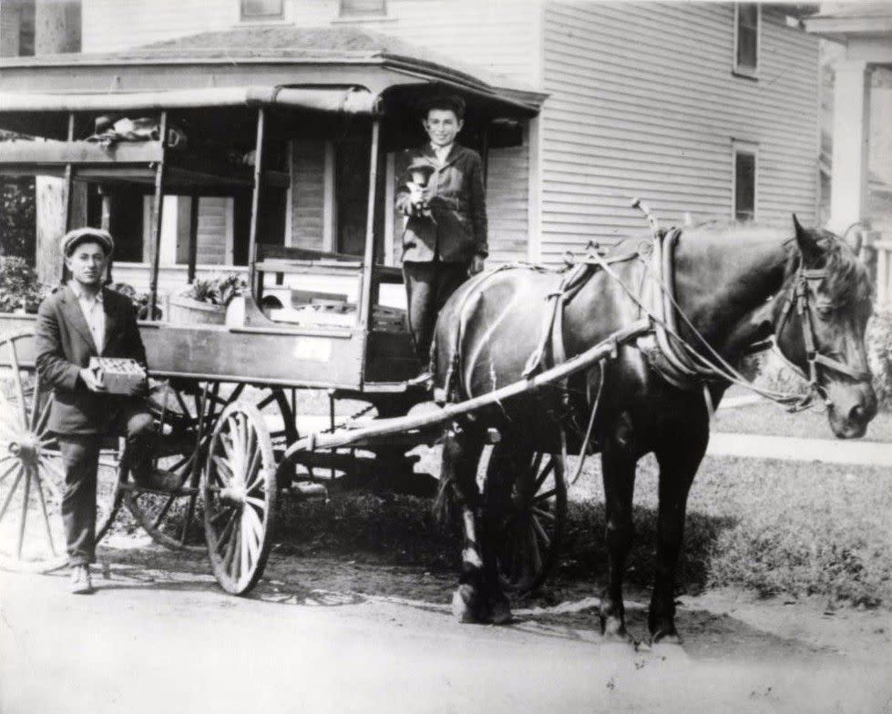 1872: What Food Trucks and Diners Have In Common