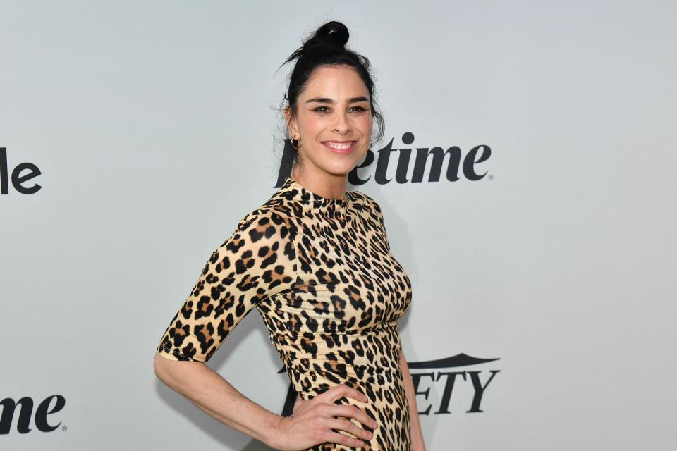US comedian Sarah Silverman arrives for Variety's 2022 Power of Women at the Glasshouse in New York, May 5, 2022. (Photo by ANGELA  WEISS / AFP) (Photo by ANGELA  WEISS/AFP via Getty Images) ORG XMIT: 0 ORIG FILE ID: AFP_329K2TV.jpg