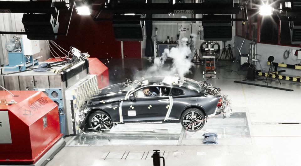 Polestar 1 crash test