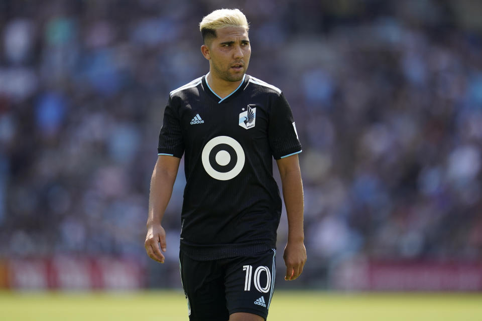 ARCHIVO - El argentino Emanuel Reynoso disputa el partido ante los Timbers de Potland, el 30 de julio de 2022 (AP Foto/Abbie Parr, archivo)