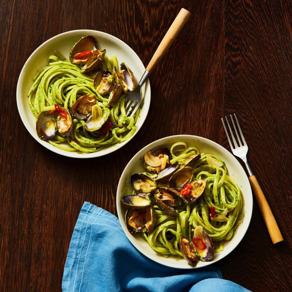 18) Pesto Linguine with Clams