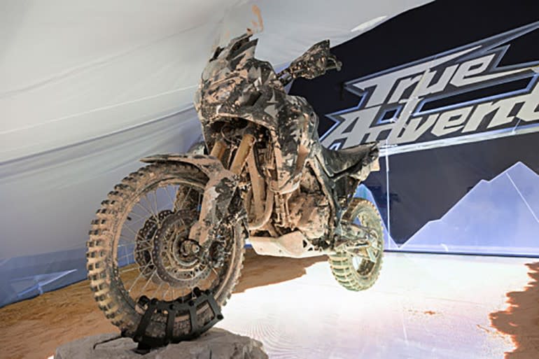 New-Honda-Africa-Twin-eicma-561x374