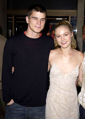 Josh Hartnett and Julia Stiles at the Century City premiere of Lions Gate's O