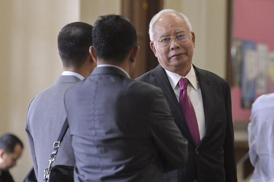 Datuk Seri Najib Razak arrives at the Kuala Lumpur Courts Complex June 20, 2019. — Picture by Miera Zulyana