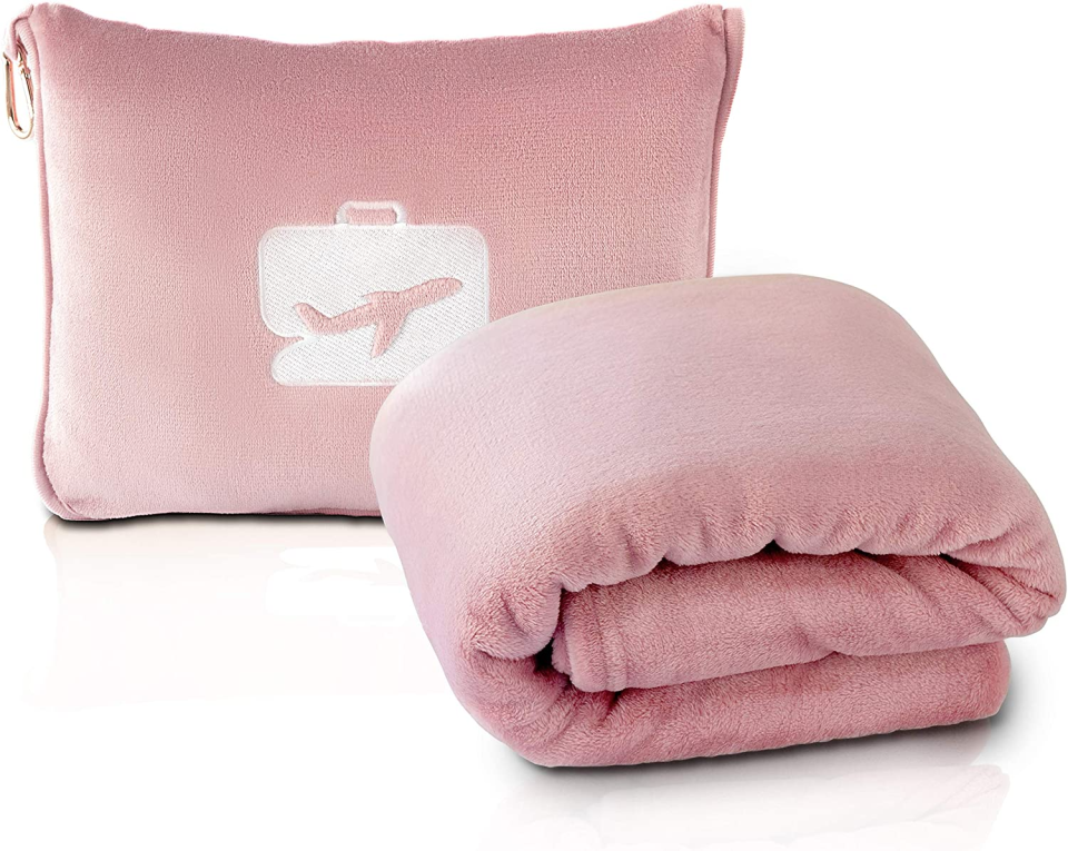 EverSnug Travel Blanket and Pillow