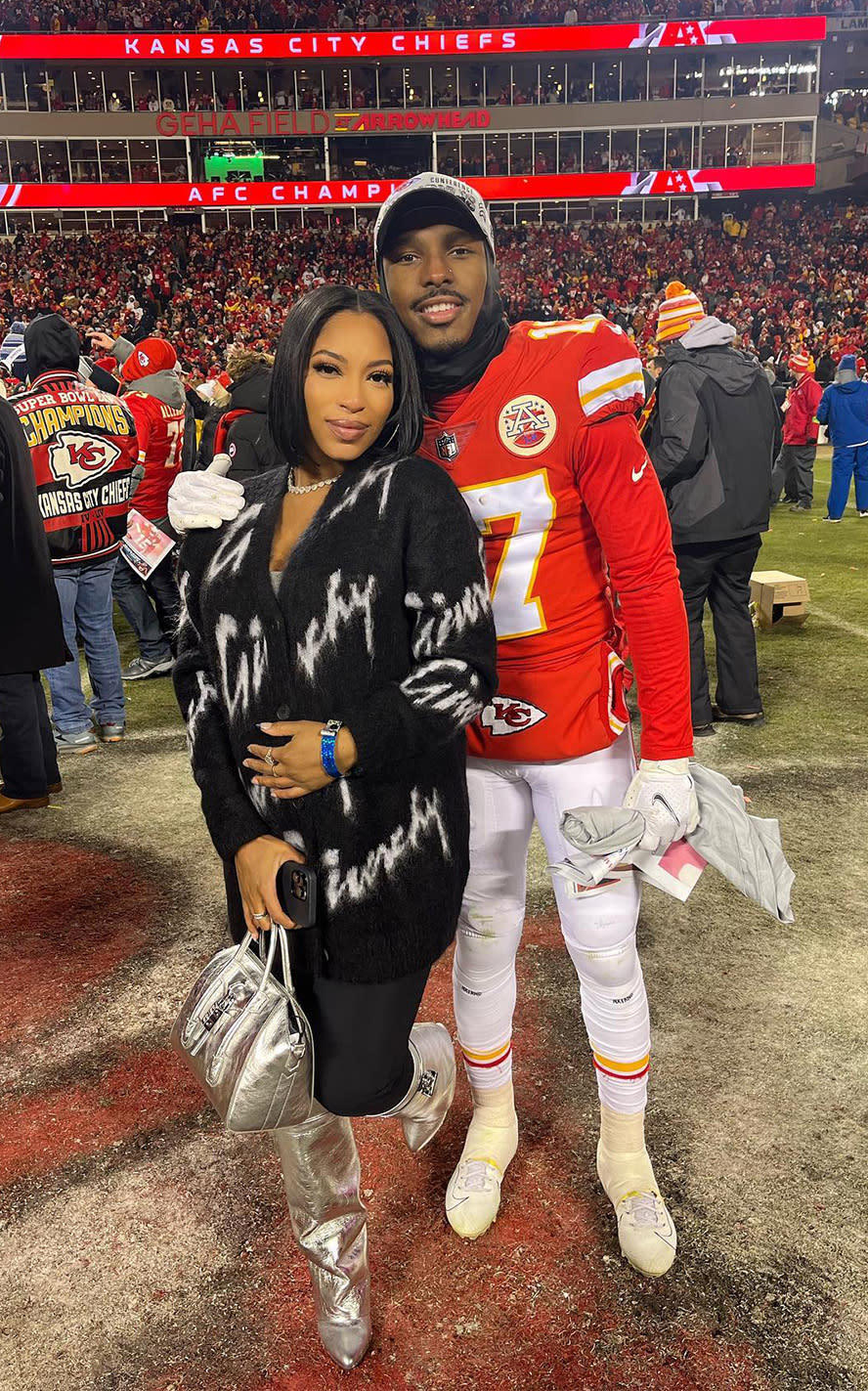 Mecole Hardman's Girlfriend Goes into Labor