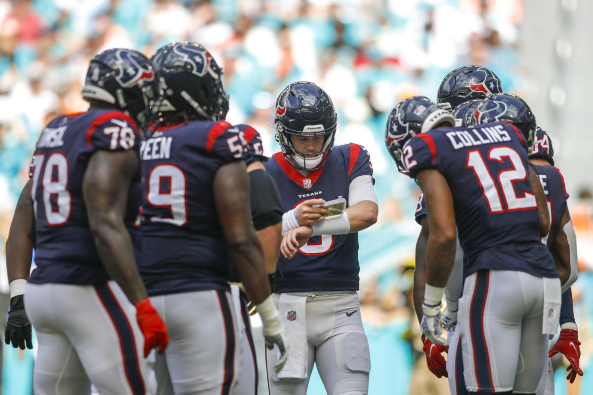 Halftime analysis of Texans' Week 12 matchup vs. Dolphins