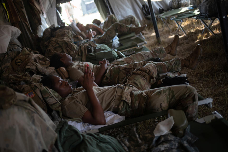 U.S. troops deployed along the U.S.-Mexico border