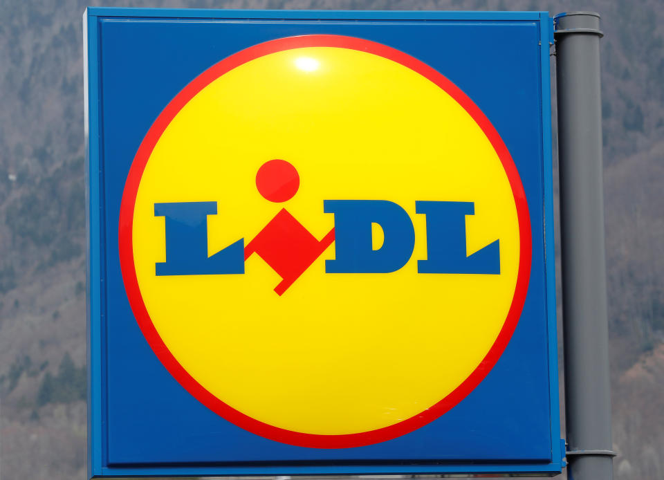 The logo of retailer Lidl is seen in Schaenis, Switzerland April 3, 2019.  REUTERS/Arnd Wiegmann