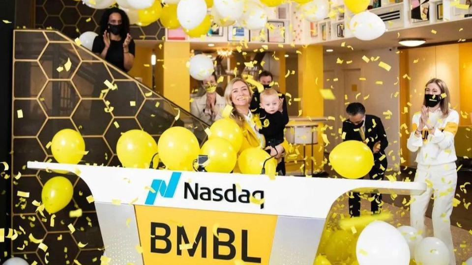 Wolfe Herd estuvo en el lanzamiento de las acciones de Bumble en Nasdaq con su hijo de 1 año. (BBC)