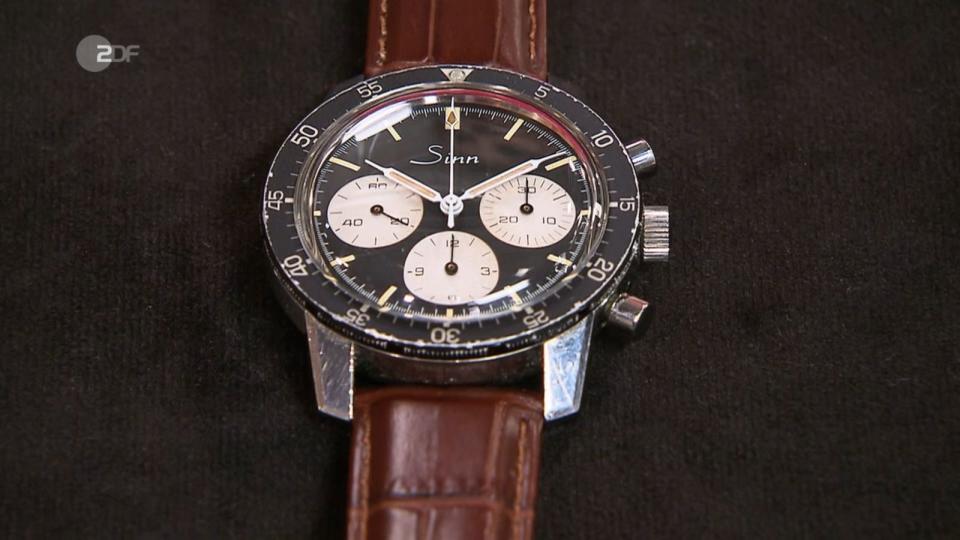 "Eine schöne Armbanduhr?", erkannte Horst Lichter völlig richtig. Doch nur schön allein war in diesem Fall nicht ausschlaggebend. "Ein Chronograph?" Lichter näherte sich langsam der richtigen Antwort. (Bild: ZDF)