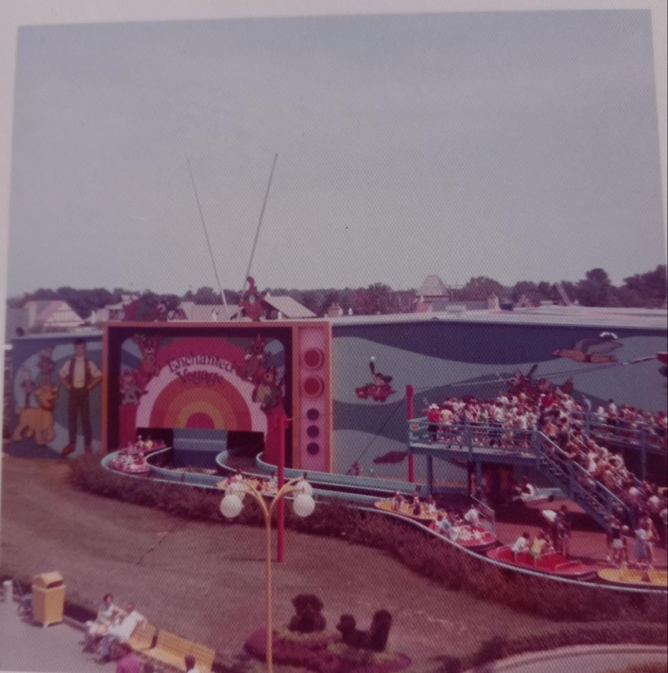 Viewers share photos of their favorite Kings Island memories. (Photo by: Lori Reynolds)