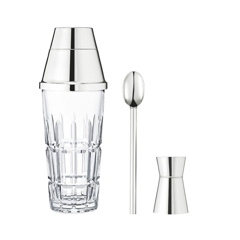 20) Manhattan Mixology Set