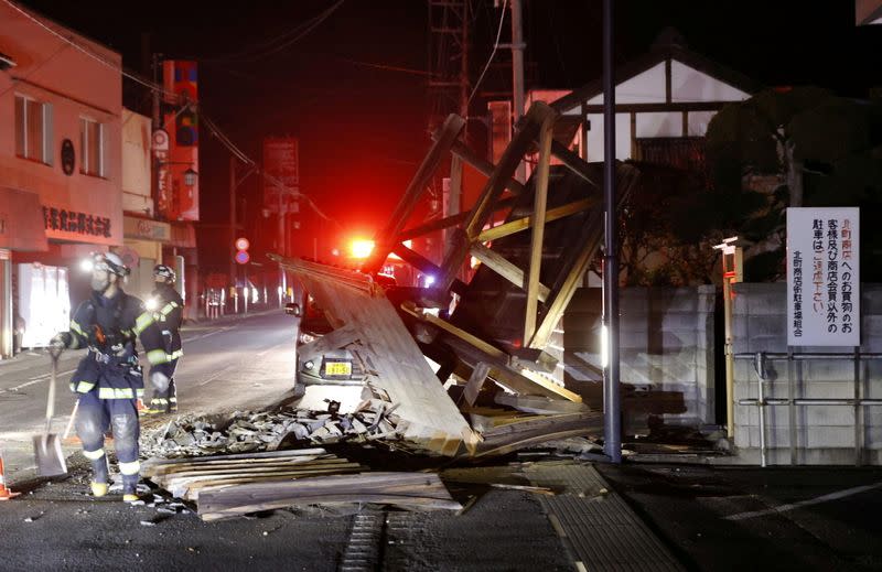 Strong quake hits off Japan coast