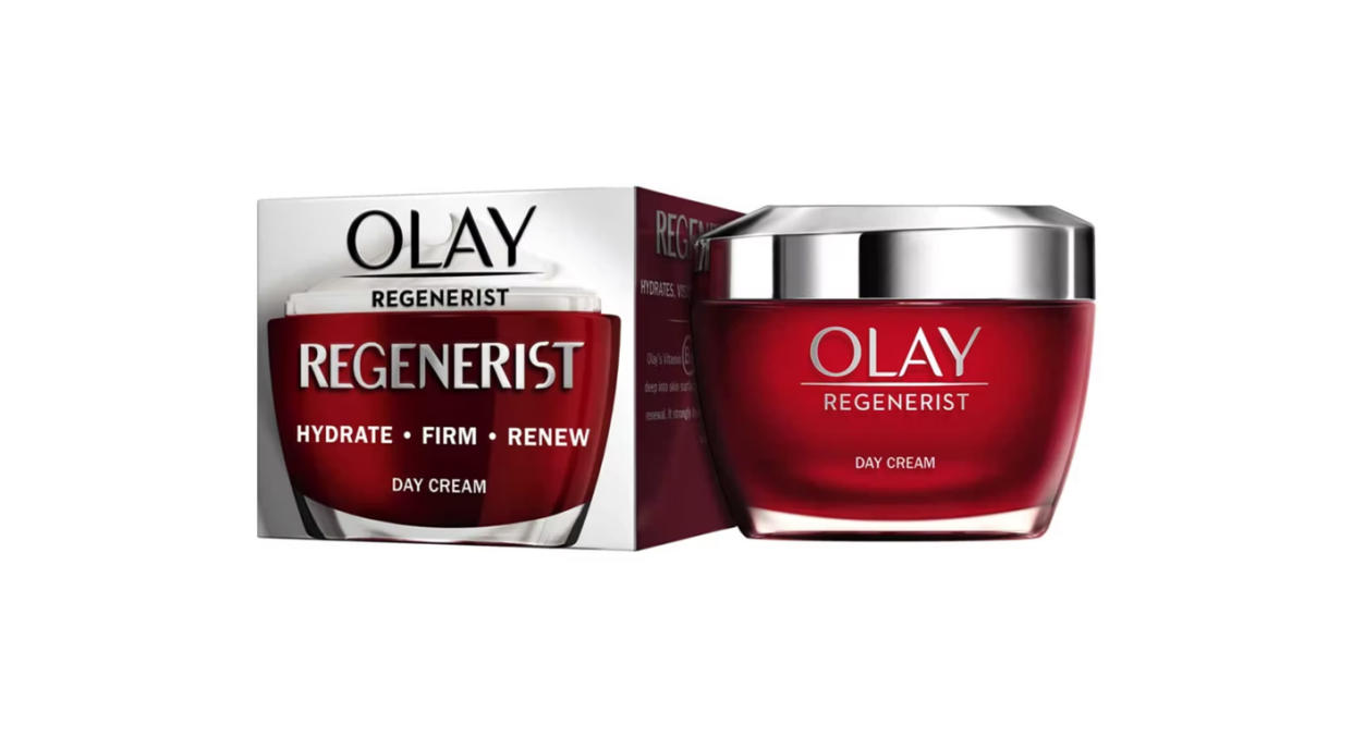 This skin-smoothing moisturiser has hundreds of five-star reviews. (Olay)