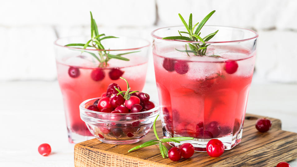 Glass of sparkling cranberry drink made with collagen for weight loss