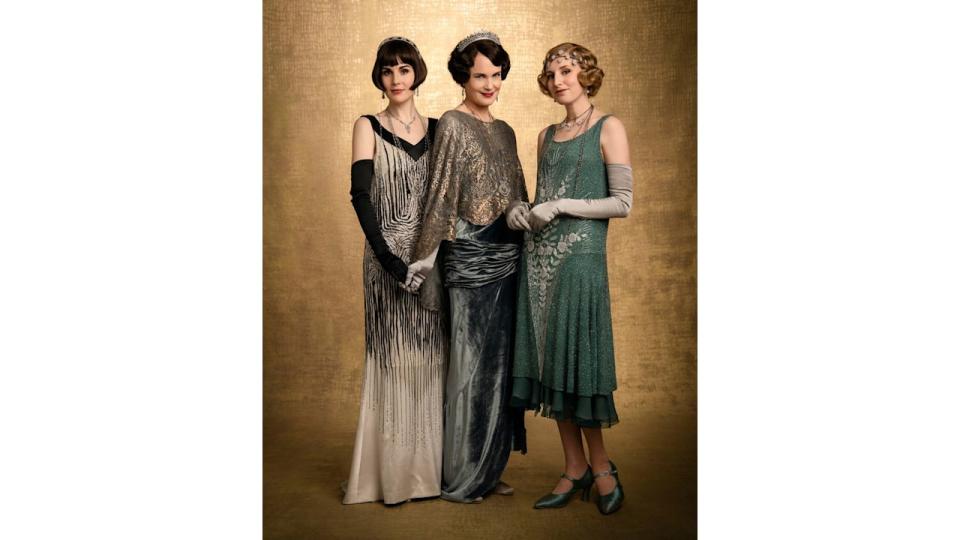 Michelle Dockery, Elizabeth McGovern and Laura Carmichael in Downton Abbey (2019)