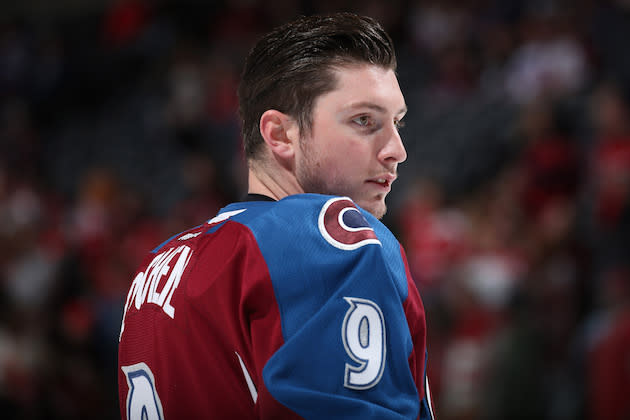 DENVER, COLORADO – APRIL 01: Matt Duchene #9 of the Colorado Avalanche warms up prior to facing the Washington Capitals at Pepsi Center on April 1, 2016 in Denver, Colorado. (Photo by Doug Pensinger/Getty Images)