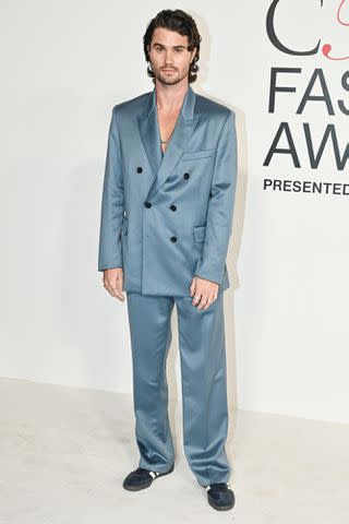 <p>Bryan Bedder/WWD via Getty</p> Chase Stokes at the 2023 CFDA Fashion Awards