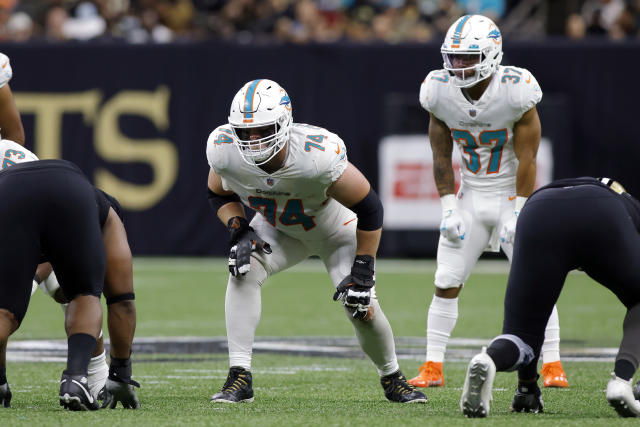 Dolphins stop Lions late; Miami's Liam Eichenberg injured