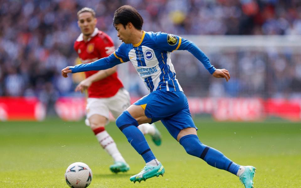 Kaoru Mitoma de Brighton & Hove Albion en acción - Imágenes de acción vía Reuters/Andrew Couldridge