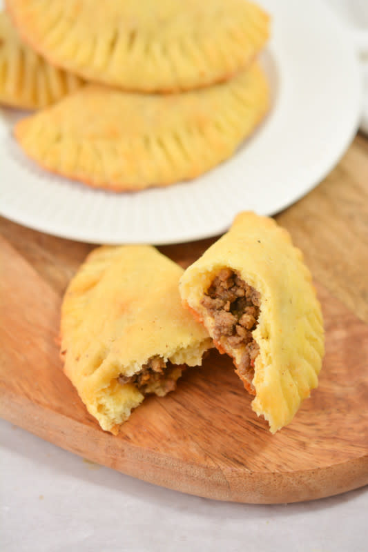 <p>Stylish Cravings</p><p>With only 3g of net carbs in each empanada, the crust is flaky and the filling is savory and spicy.</p><p><strong>Get the recipe:</strong> <a href="https://stylishcravings.com/keto-empanadas/" rel="nofollow noopener" target="_blank" data-ylk="slk:Keto Empanadas;elm:context_link;itc:0;sec:content-canvas" class="link ">Keto Empanadas</a></p>