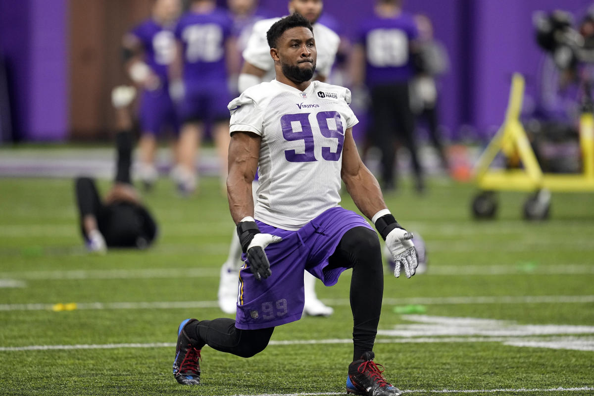 Danielle Hunter Stats, News and Video - LB