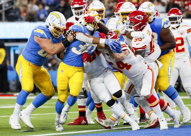 Highlights and Touchdowns: Chiefs 30-27 Chargers in NFL