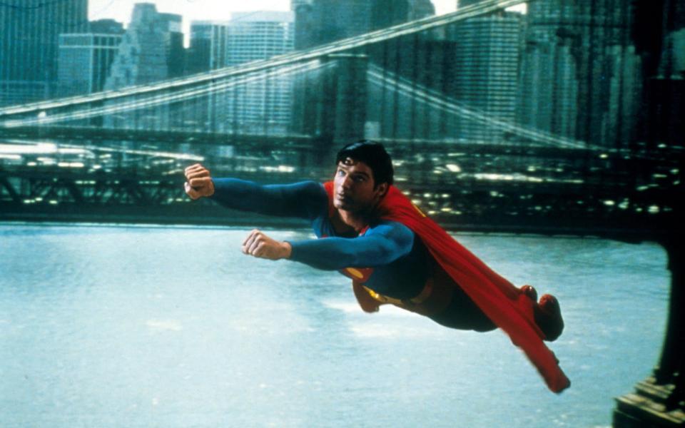 Christopher Reeve in Superman - Alamy