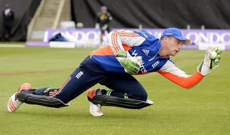 Cricket - England v New Zealand - First Royal London One Day International - Edgbaston - 9/6/15 England's Jos Buttler warms up before the first one-day international Action Images via Reuters / Philip Brown Livepic