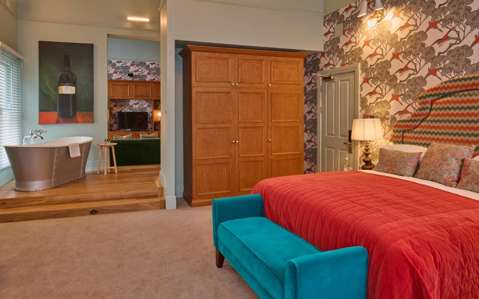 Hotel du Vin offers double bed and breakfast from £126