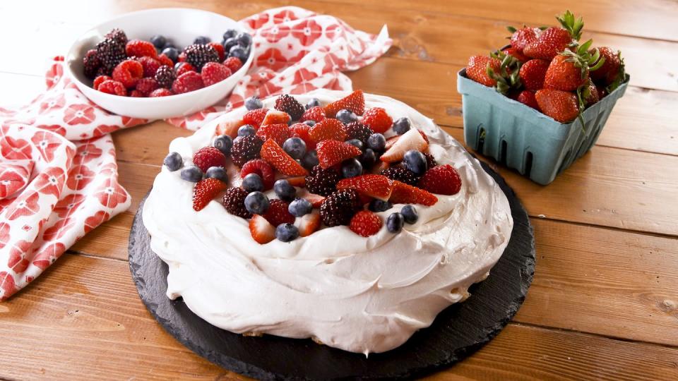 Best-Ever Pavlova