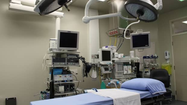 Not having surgeons based in Summerside does not mean the end of surgeries in Summerside, says Dr. Mark Walsh. (Prince County Hospital Foundation - image credit)