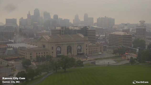 An Earthcam shows smoke in Kansas City, Missouri on the morning of May 14, 2024. (Earthcam)