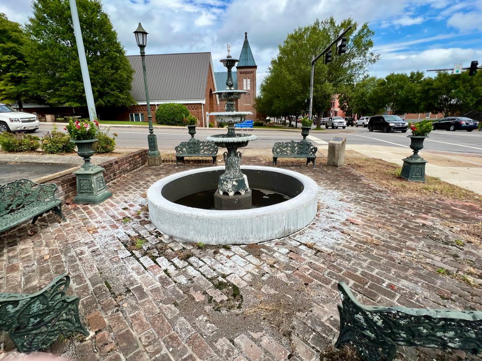Preservation Park sits across from the James K. Polk Home and Museum at the intersection of West 7th and North High Streets. The park is set to receive an update, including new bricks, landscaping and bronze sculptures depicting James and Sarah Polk.