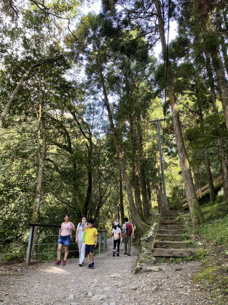 滿月圓森林步道。（中華旅行社提供）