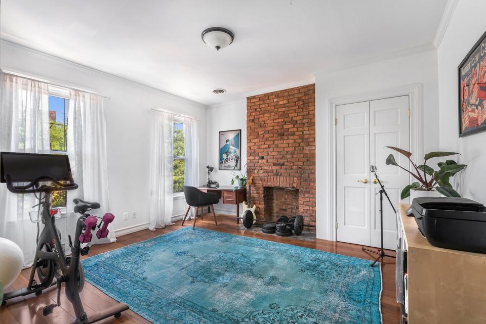 Christina Ricci Brooklyn apartment for sale