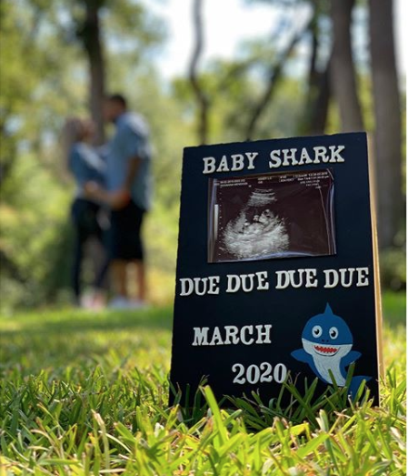 Get Friends and Family Laughing With These Funny Pregnancy Announcement Ideas