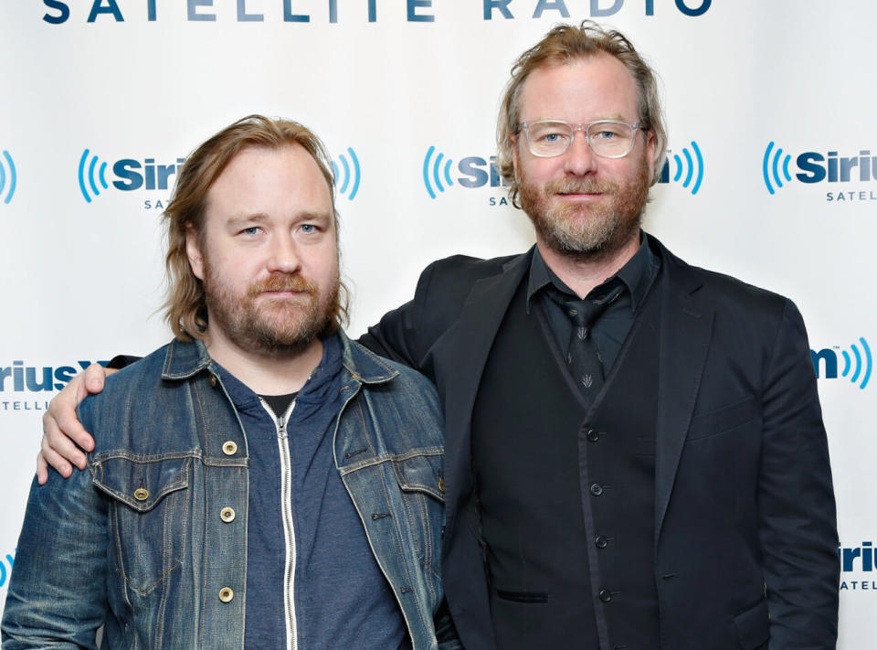 Tom and Matt Berninger in 2004 (Credit: Cindy Ord / Getty Images)