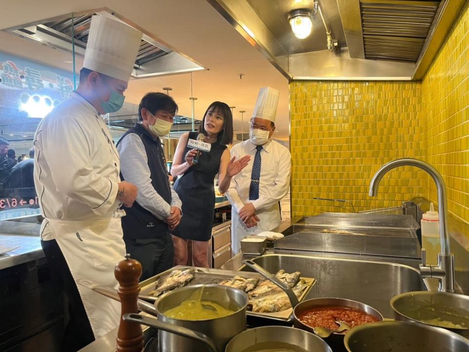 「台中魚市場」與台中國際級五星飯店李方艾美酒店合作，推出國產海鮮季。（記者徐義雄攝）