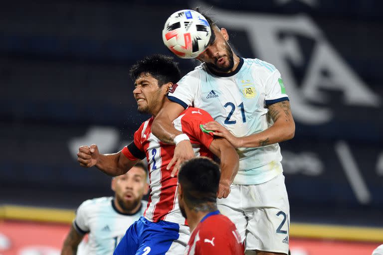 Argentina-Paraguay: Eliminatorias del Mundial Qatar 2022. Primer gol Argentino