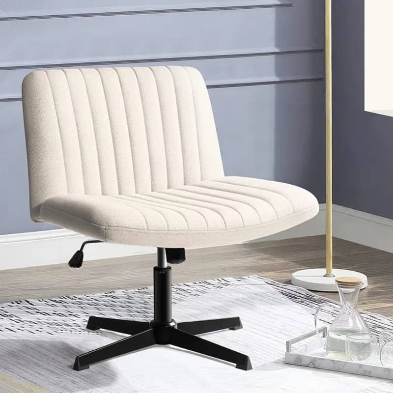 Pukami Armless Cross-Legged Office Chair