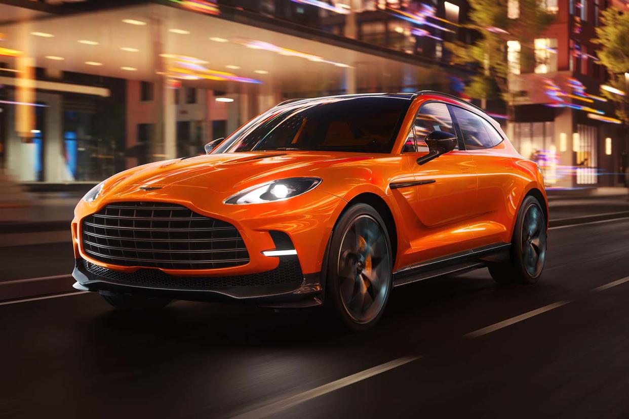 Aston Martin DBX 707 front three quarter